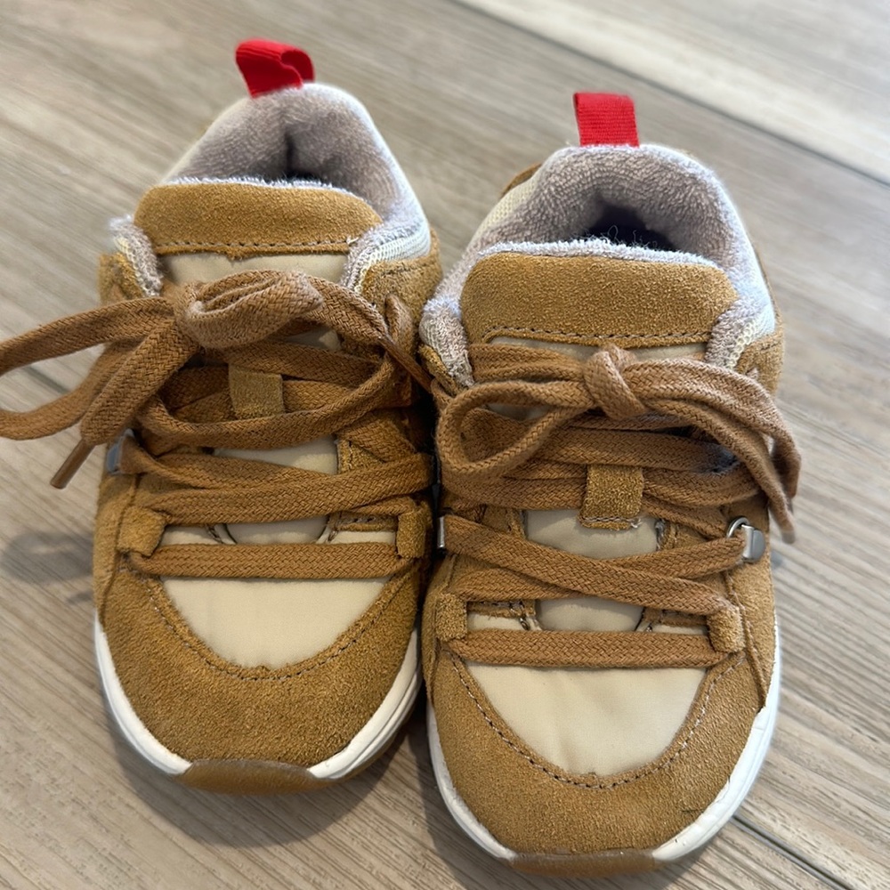 Brand new Zara boys sneakers size 6.5